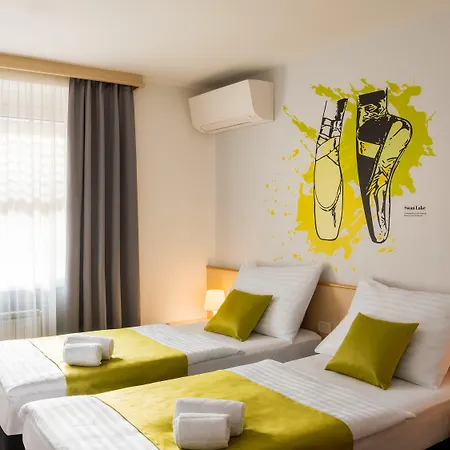 Orel Hotel 3*
