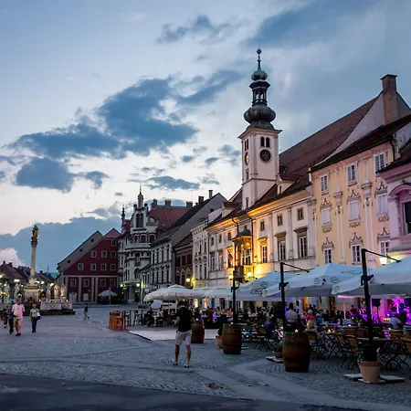 Orel Ξενοδοχείο