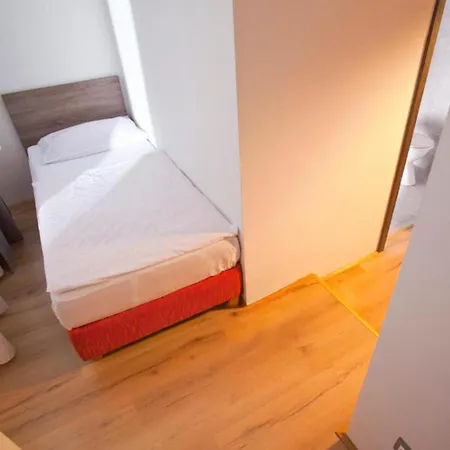 Orel Hotel 3*