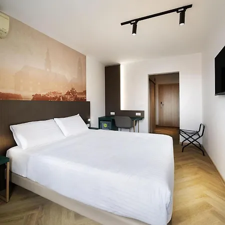 Hotel Orel 3*