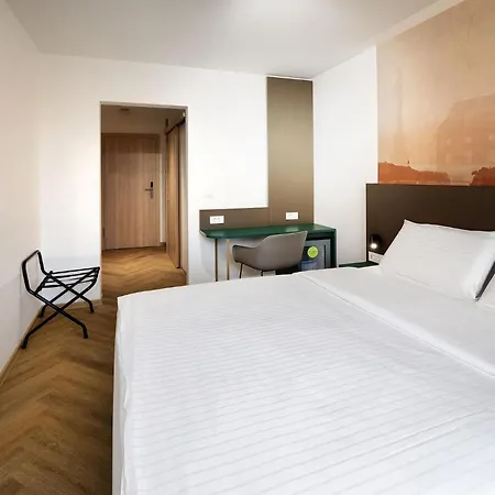 Orel Hotel