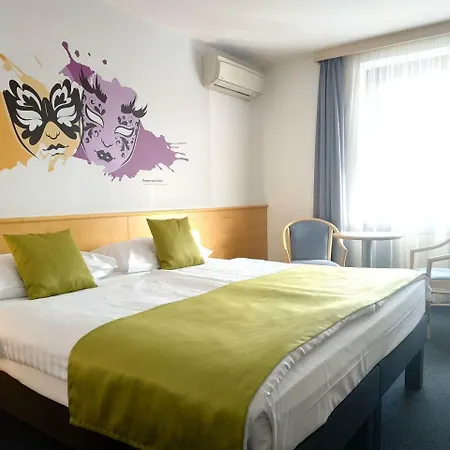 Hotel Orel 3*
